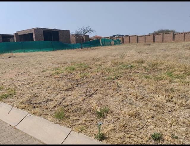 LAND FOR SALE IN THE ALOES LIFESTYLE ESTATE